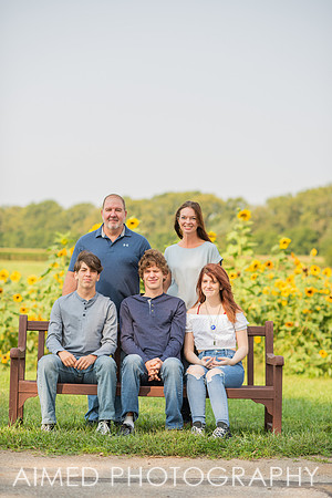 Jones Family 2021-2.JPG