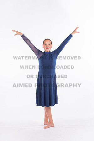 Mackenzie Arthur-11.jpg